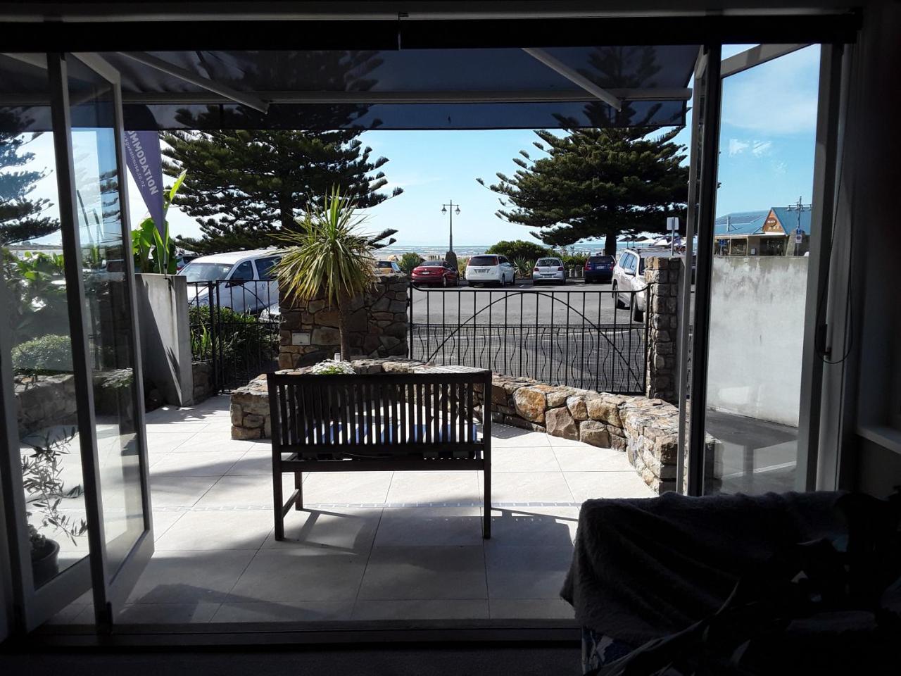 Cave Rock Guest House Sumner Exterior photo